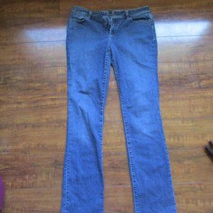Talbots Size 8/29 Dark Blue Wash Jeans, STRAIGHT leg, long, with stretch CLASSIC